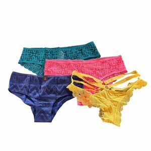 NWOT Mix Lot Brand Undies Panties Victoria’s Secret Very Cheeky & La Senza sz S